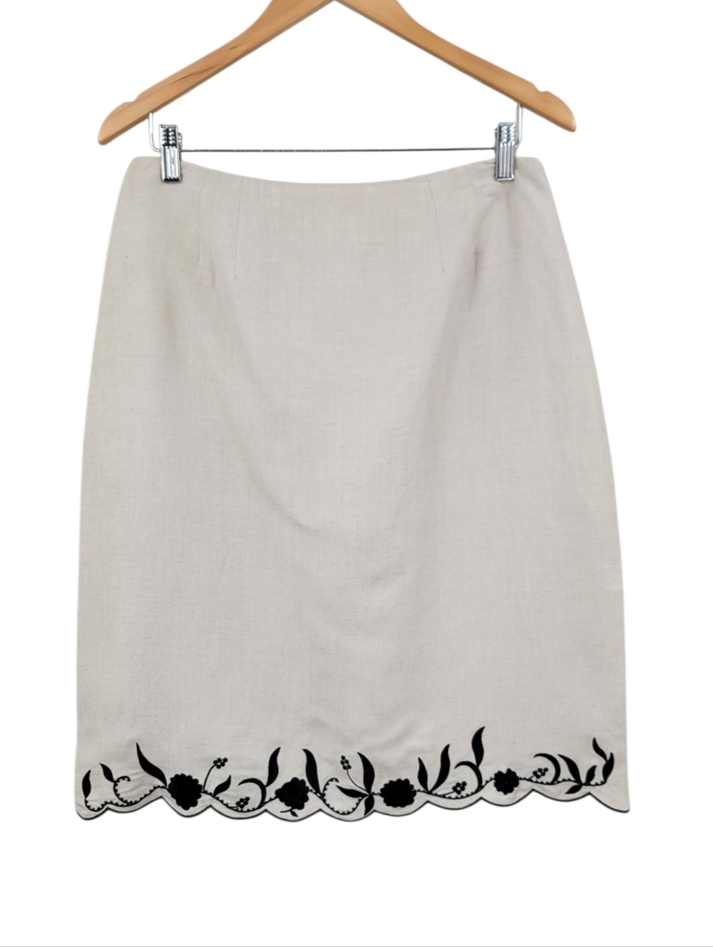 Vintage Linen Blend Beige Pencil Skirt Black Scalloped Embroidered Floral Hem